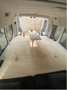 ford transit vista des de dentro