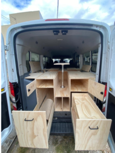 ford transit puertas abiertas